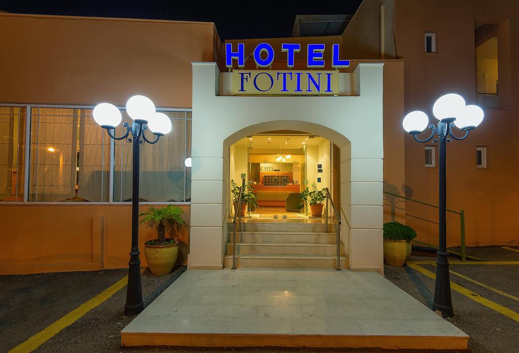 Hotel Fotini Kalamata Luaran gambar
