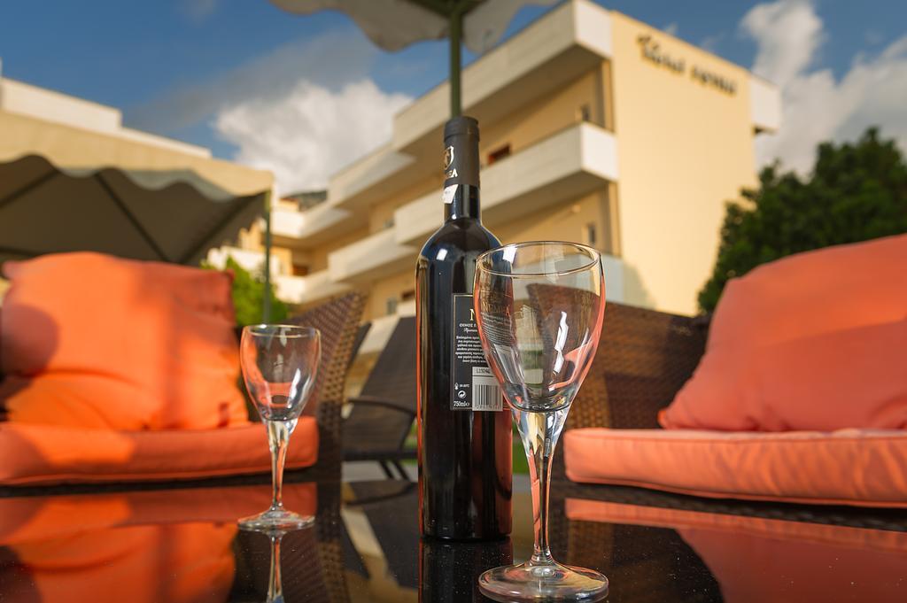 Hotel Fotini Kalamata Luaran gambar
