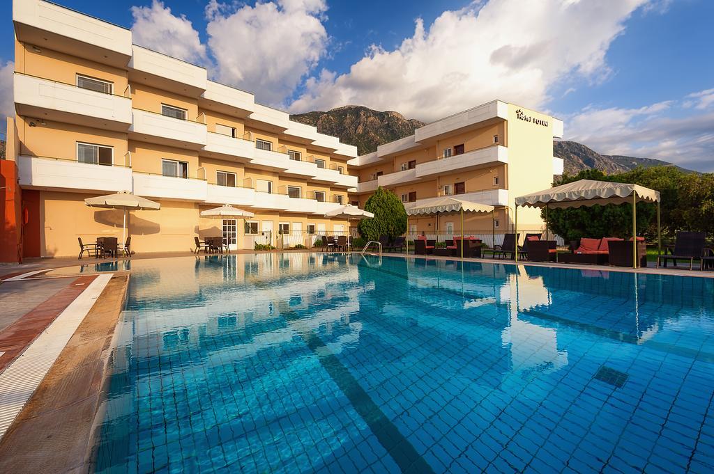 Hotel Fotini Kalamata Luaran gambar